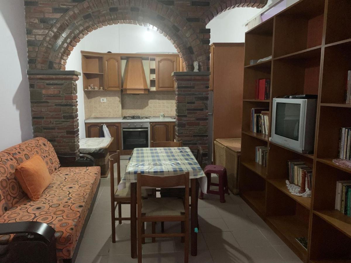 Apartement City Center بيرات المظهر الخارجي الصورة