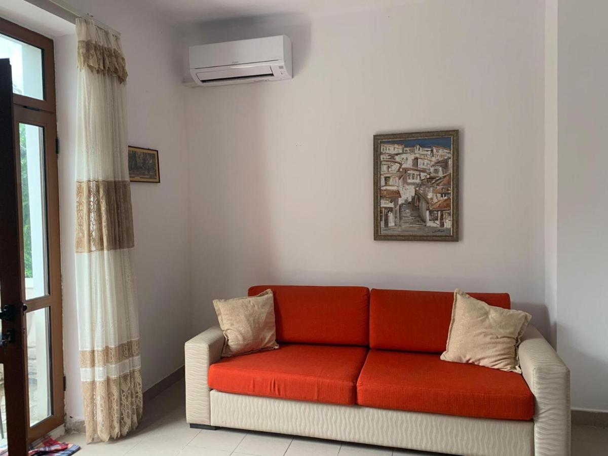 Apartement City Center بيرات المظهر الخارجي الصورة